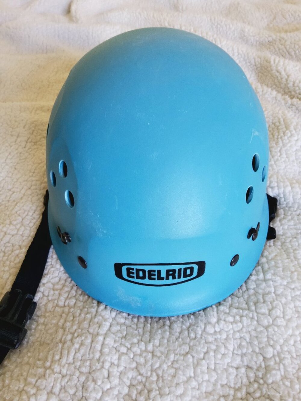 Classic Edelrid Ultralight Helmet